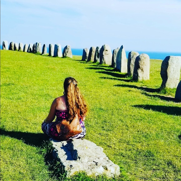 Meet your Posher, Erin - Picture 7 of 8